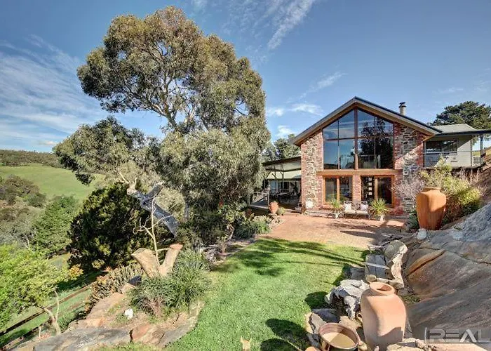 Highroost Bed & Breakfast Accomodation - Rural Escape
